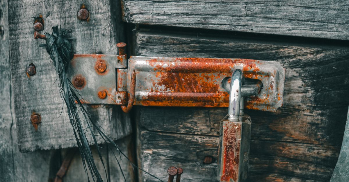 locksmith service technician — Edgewater IL Locksmith