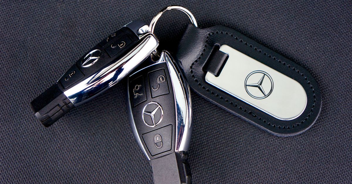 Factors That Determine Your Key Fob Replacement Cost in Chicago — Edgewater IL Locksmith
