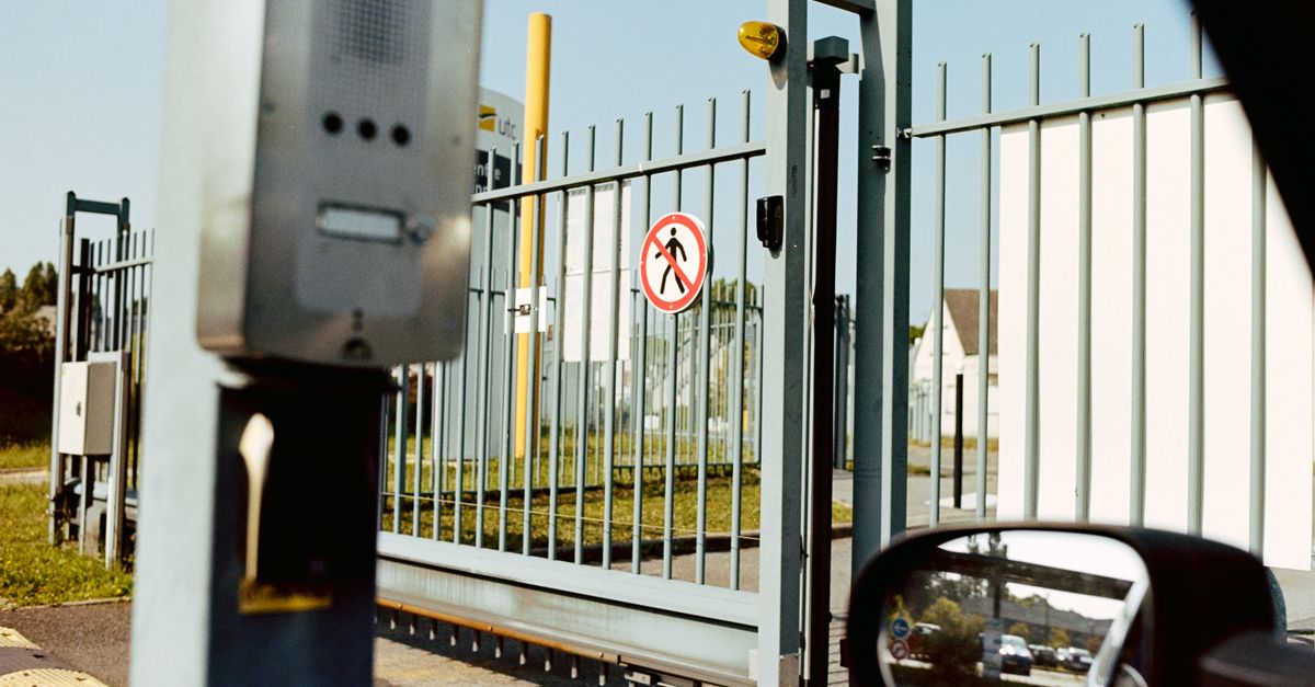 What a Professional Access Control System Installation Includes — and What to Expect — Edgewater IL Locksmith